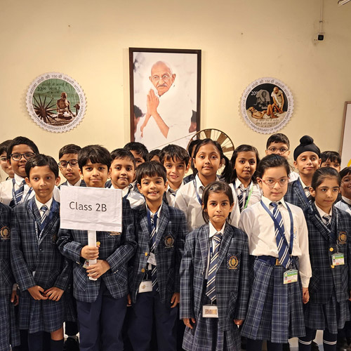 Gateway to the world (Kolkata Post Office Museum)